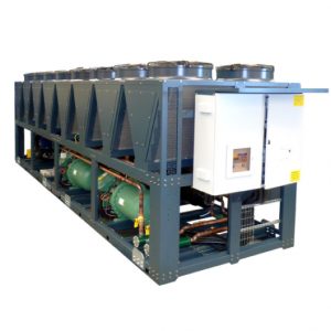 Air cooled chiller with screw compressors